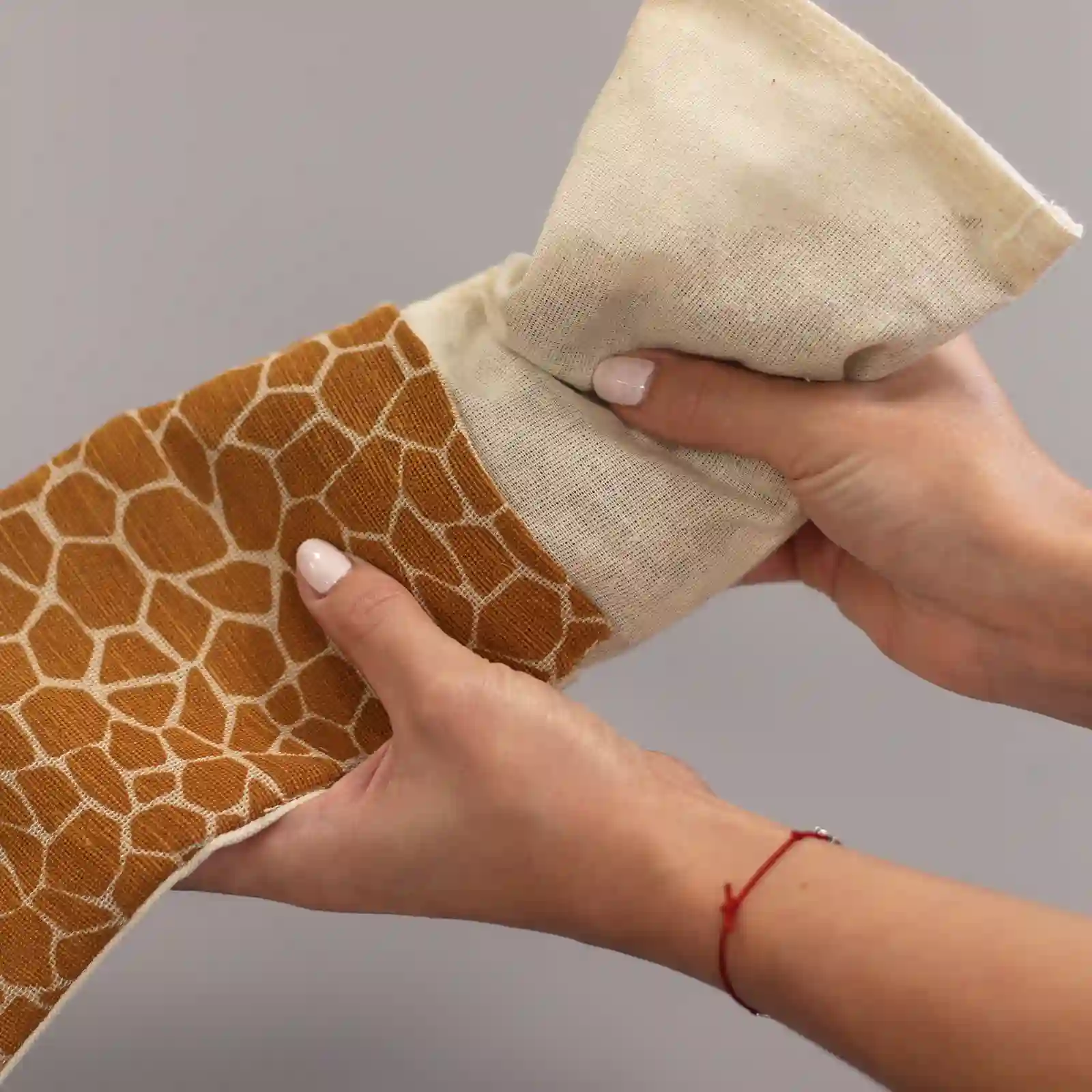 Lavender Natural Cotton and Juco Eye Pillow in Gift Box - Night Leopard - Image 7