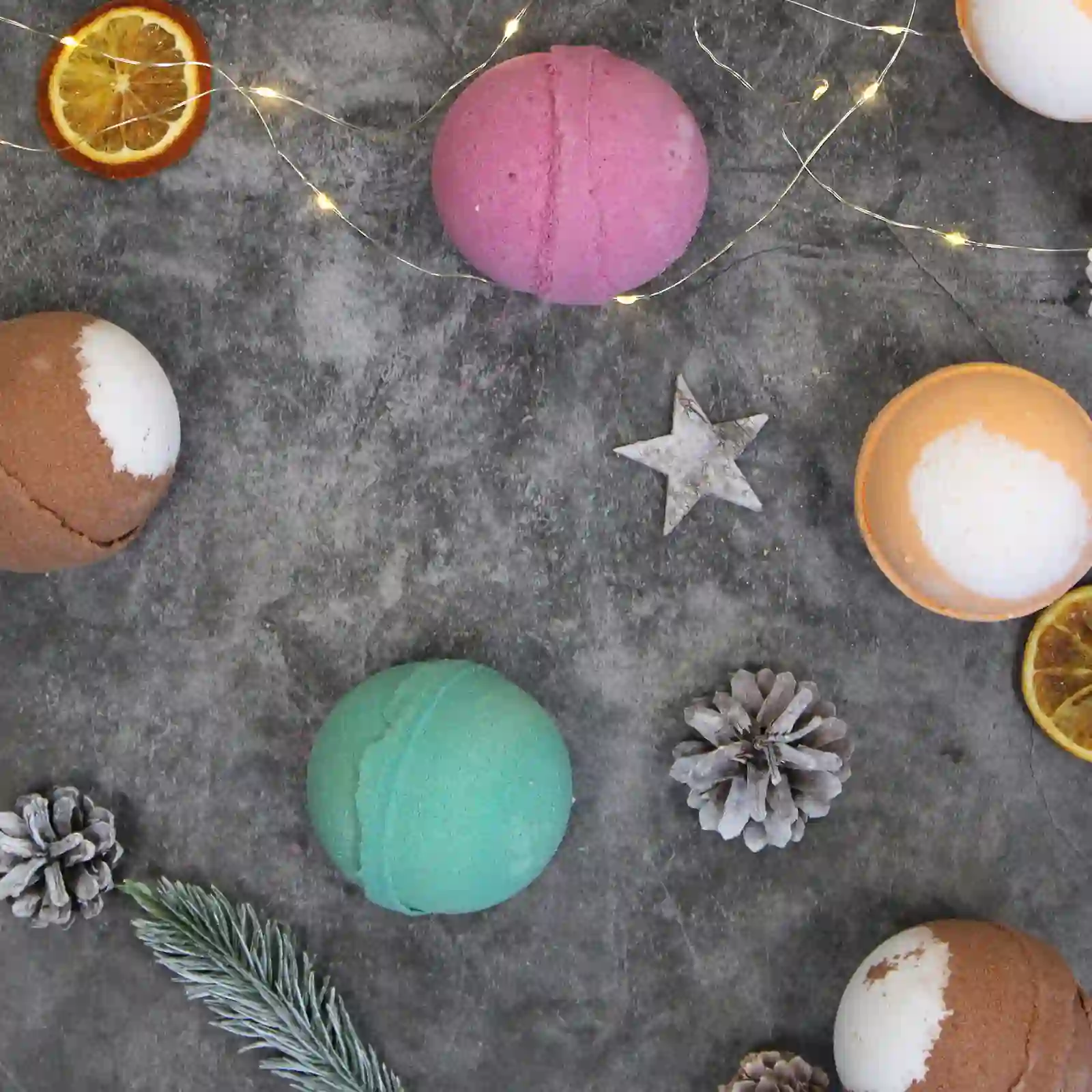 Festive Bath Bomb - Selection 1 - Image 9
